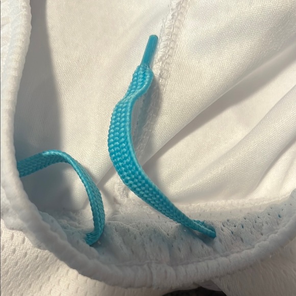 Crown & Ivy White Athletic Shorts with Elastic Waistband - Picture 4 of 4